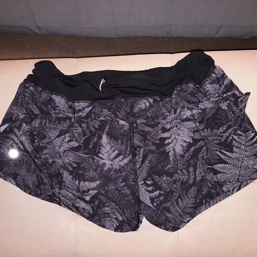 Lululemon tropical printer running shorts